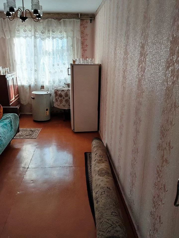 Предлагаем к покупке 2-х комнатную квартиру в панельном доме 1968 года постройки. Расположение малый трамвай. С/у раздельный. Отличная транспортная доступность.Дом газифицирован. Квартира в обычном состоянии.